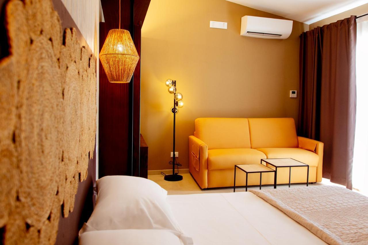 Albergo Il Giardino Foce Varano Ngoại thất bức ảnh