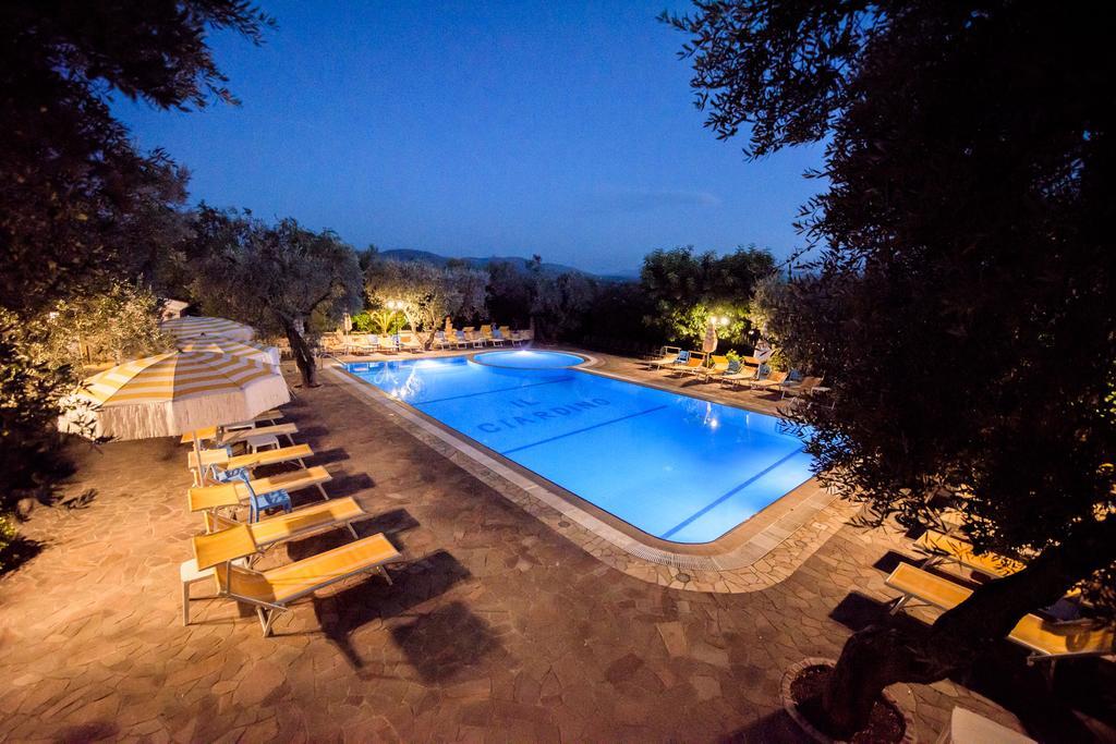 Albergo Il Giardino Foce Varano Ngoại thất bức ảnh